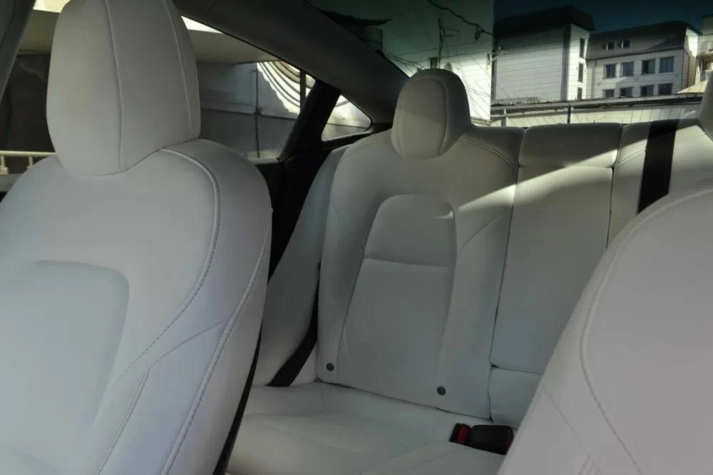 Tesla Model 3 I