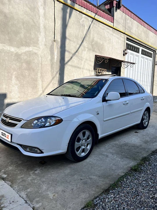 Chevrolet Gentra II