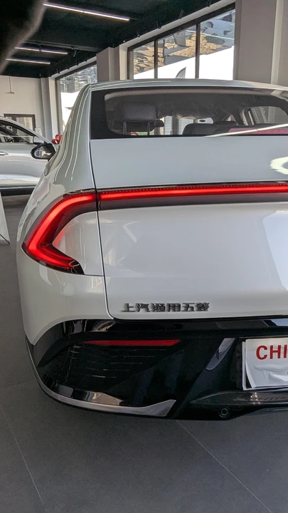 Wuling Starlight I
