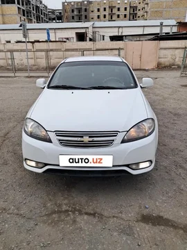 Chevrolet Gentra II