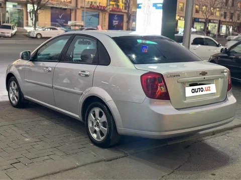 Chevrolet Gentra II