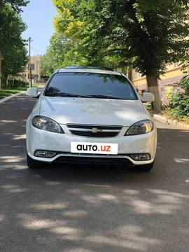 Chevrolet Gentra II