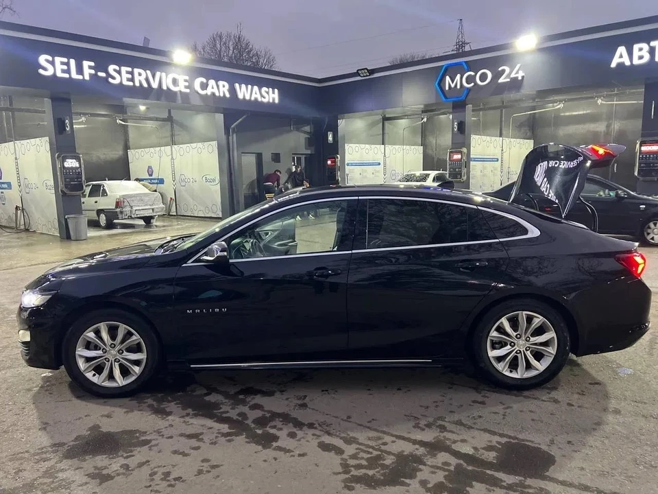 Chevrolet Malibu IX