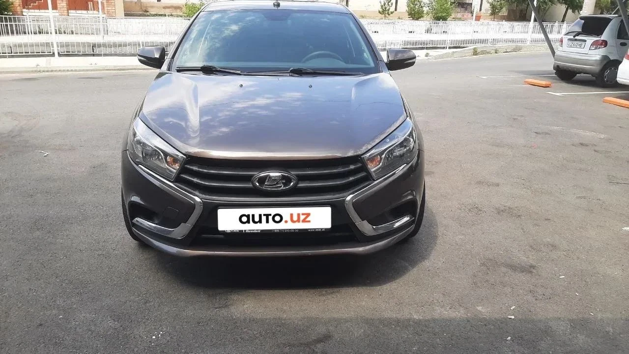Lada Vesta I