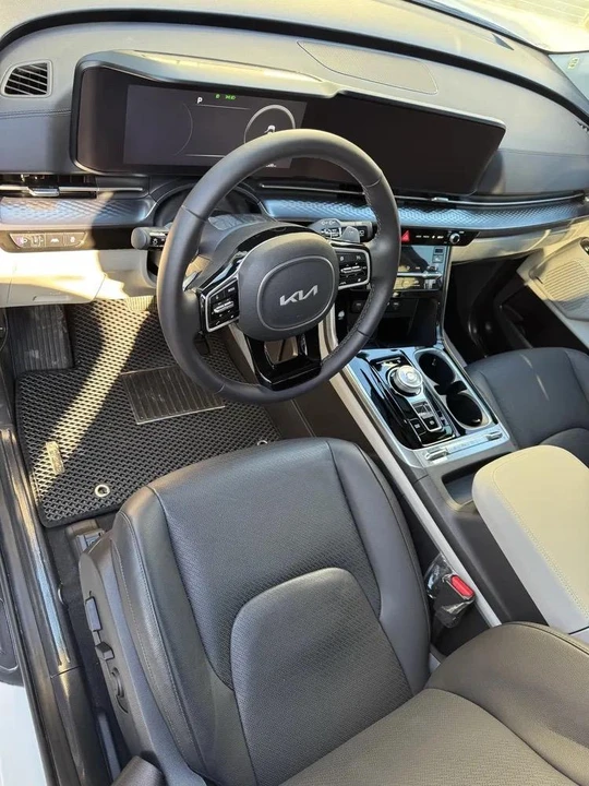 Kia Carnival IV