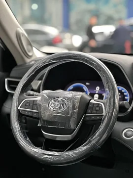 Toyota Highlander IV (U70)