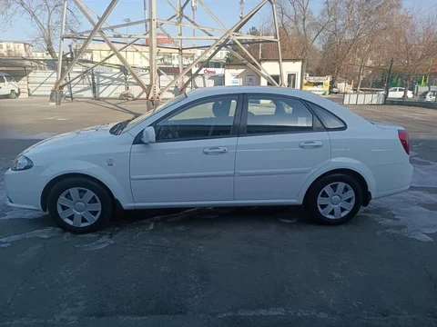 Chevrolet Gentra II