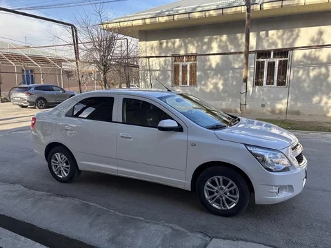 Chevrolet Cobalt II Рестайлинг