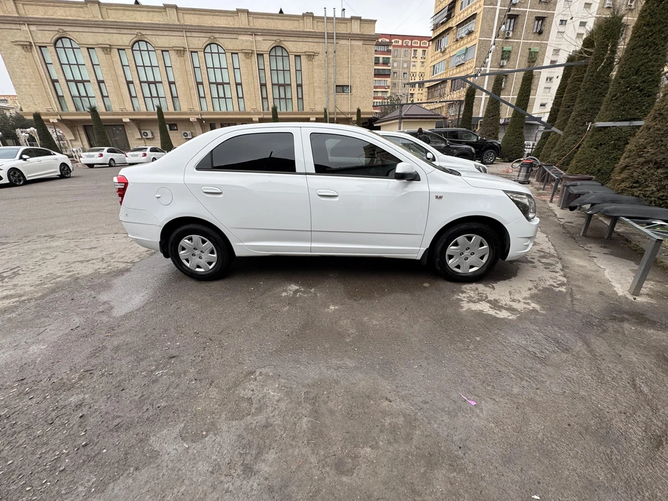 Chevrolet Cobalt II Рестайлинг