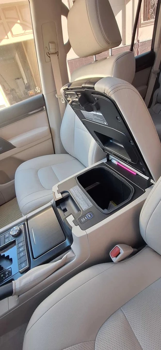 Toyota Land Cruiser 200 Seriyasi Restayling 2