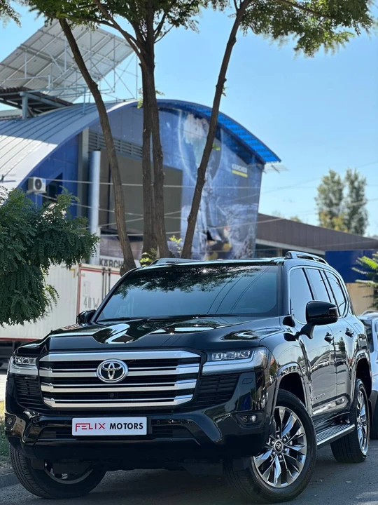 Toyota Land Cruiser 300 Series