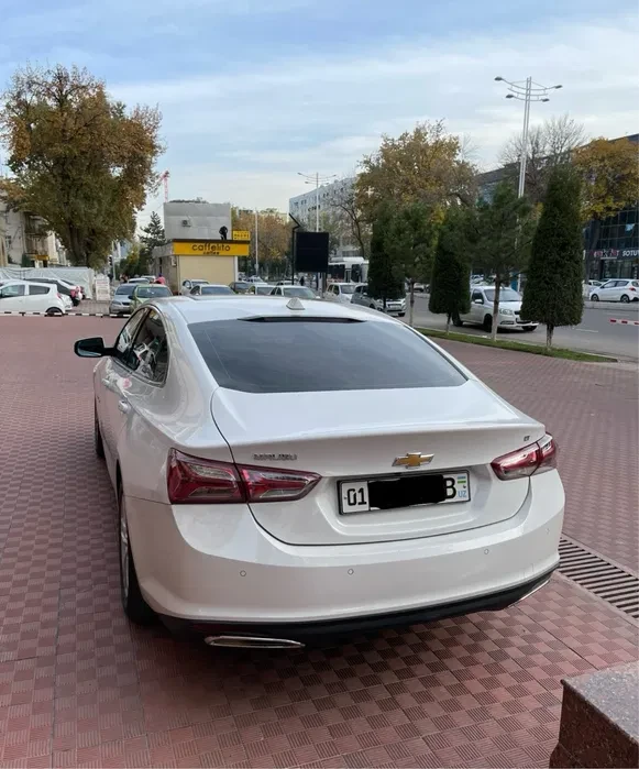 Chevrolet Malibu IX