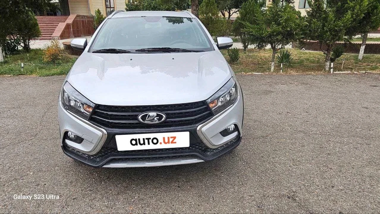 Lada Vesta I