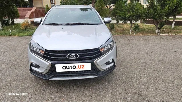 Lada Vesta I