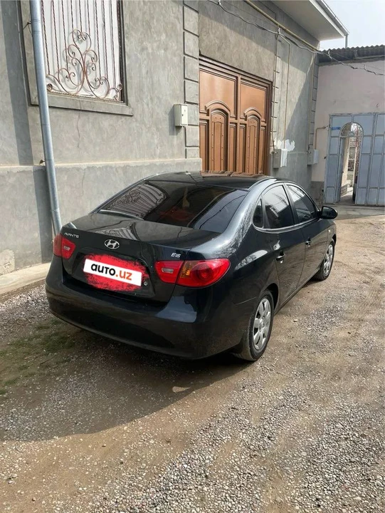 Hyundai Avante IV