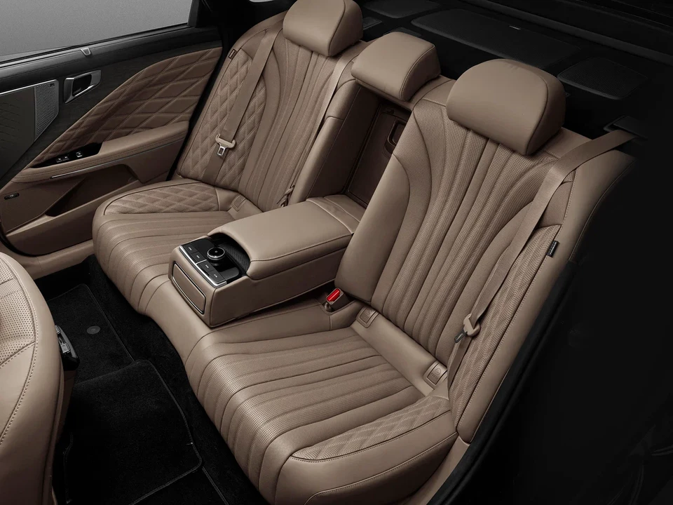 Kia K8 I