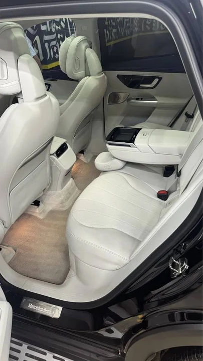 Mercedes-Benz EQE SUV I