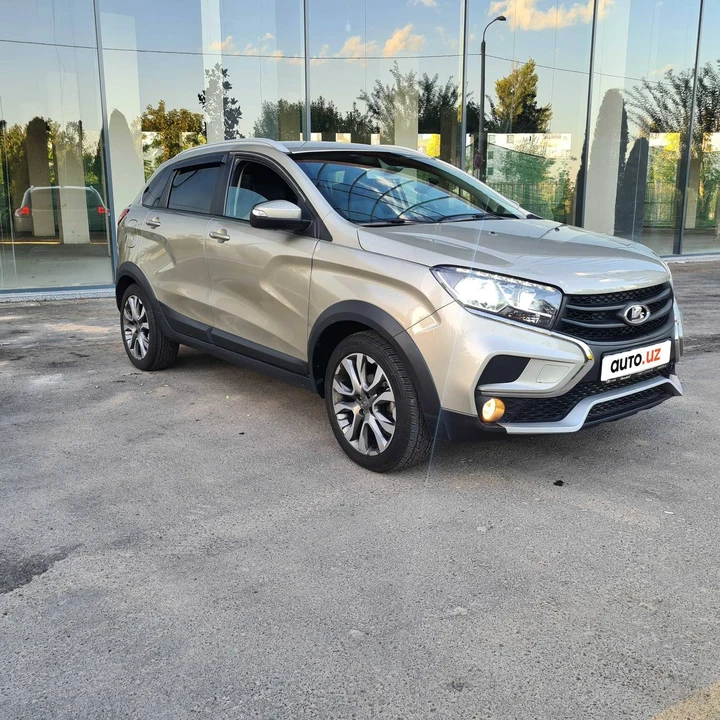 Lada XRAY I