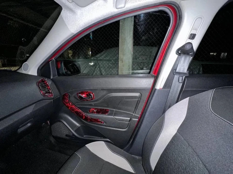 Lada XRAY I