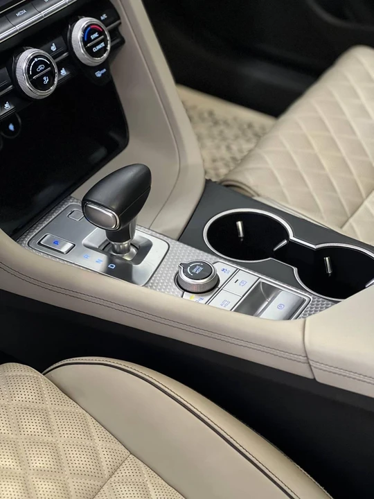 Genesis G70 I Рестайлинг