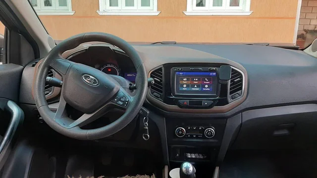 Lada XRAY I