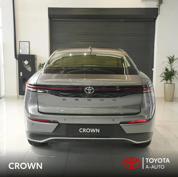 Toyota Crown XVI