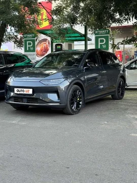 Leapmotor C11 I
