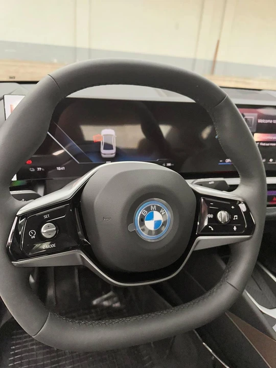 BMW i5 I
