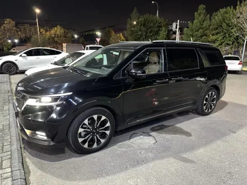 Kia Carnival IV