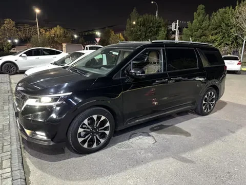 Kia Carnival IV