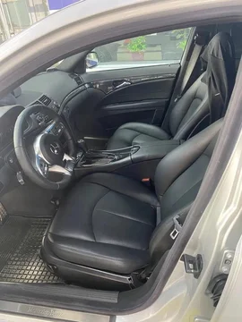 Mercedes-Benz E-class III W211