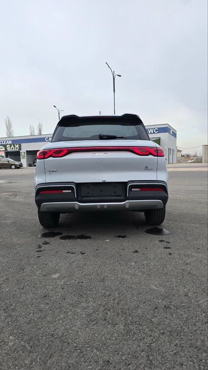 BYD Yuan Up I