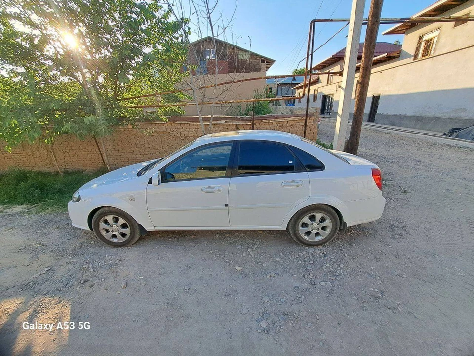Chevrolet Gentra II