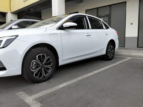 Roewe i6 Max I