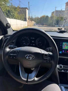 Hyundai Elantra VI Restayling (AD)
