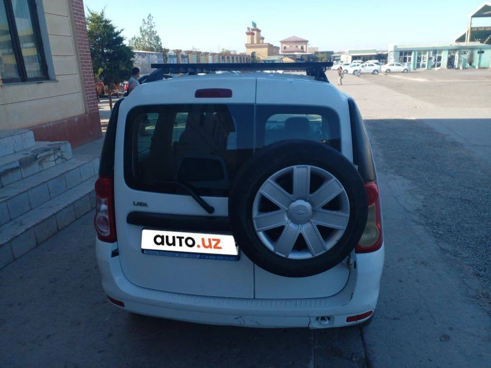 Lada Largus I