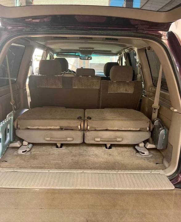 Toyota Land Cruiser 100 Series