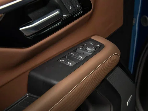Chevrolet Tahoe V Рестайлинг