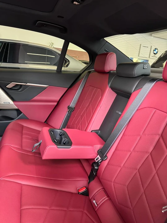BMW i5 I