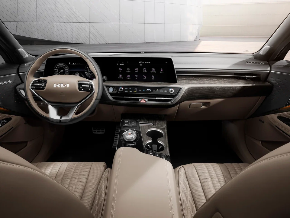 Kia K8 I