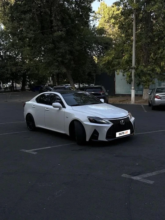 Lexus IS II