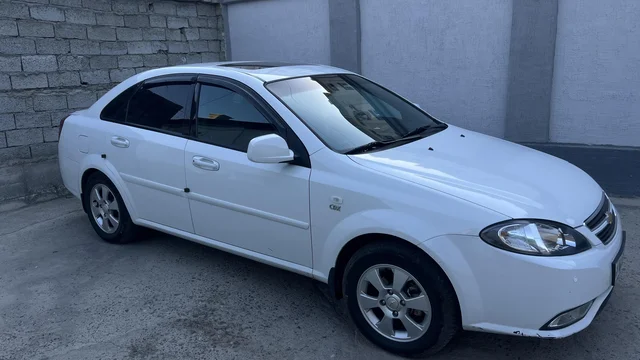 Chevrolet Gentra II