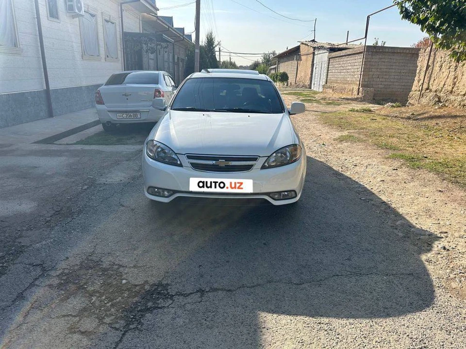 Chevrolet Gentra II