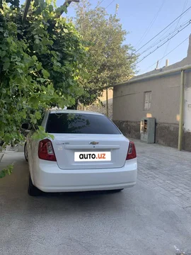 Chevrolet Gentra II