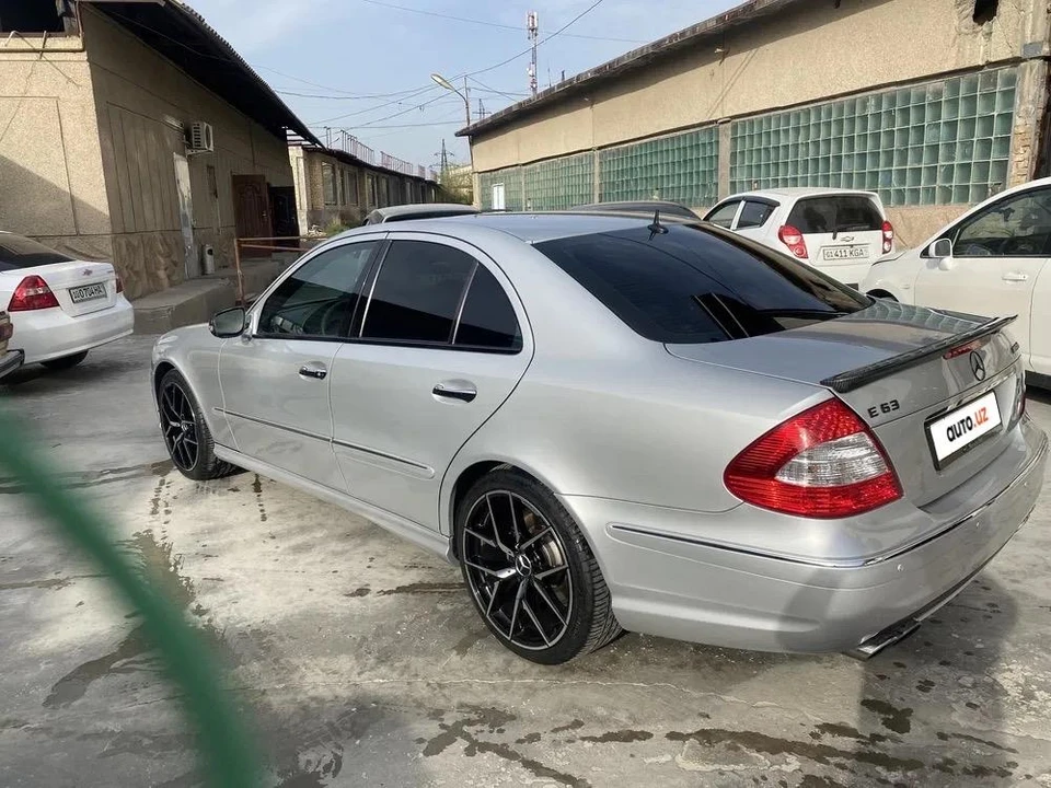 Mercedes-Benz E-class III W211