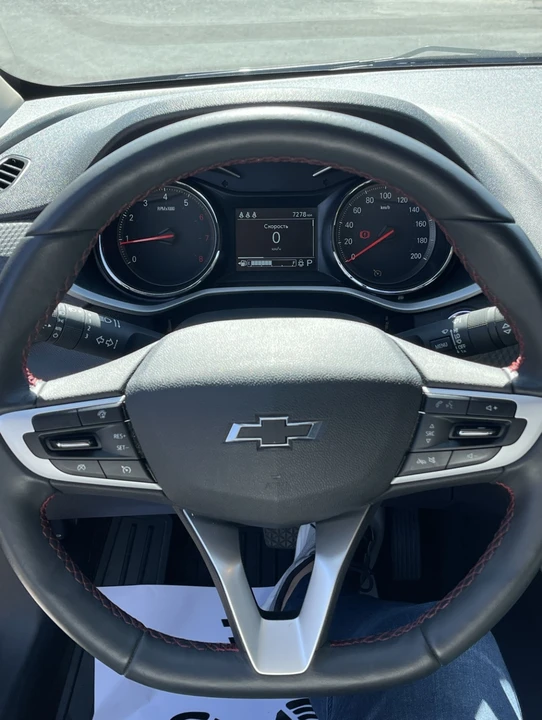 Chevrolet Onix II