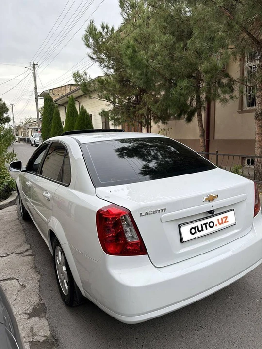 Chevrolet Gentra II