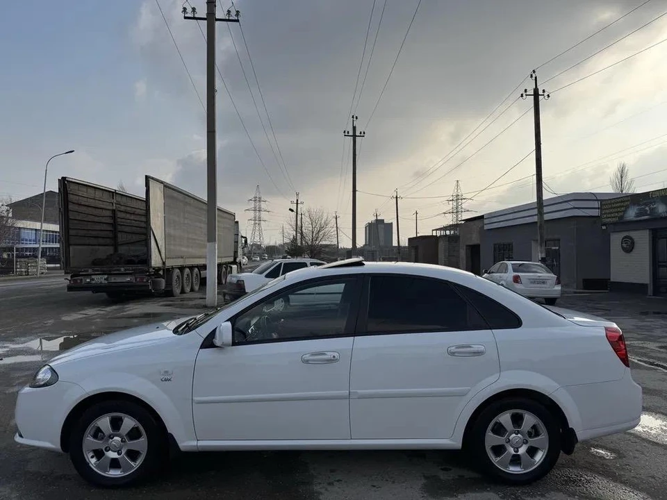 Chevrolet Gentra II