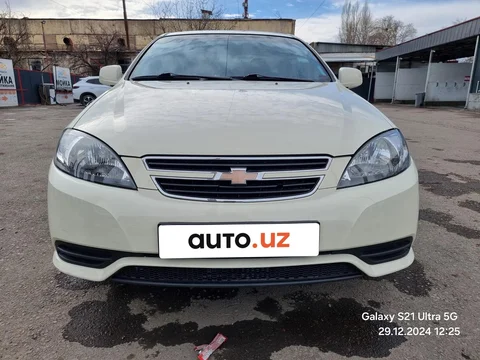 Chevrolet Gentra II