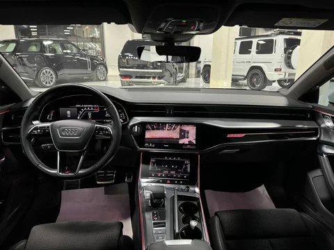 Audi A7 II (4K)